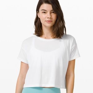 THE PERFECT LULULEMON CROP TOP